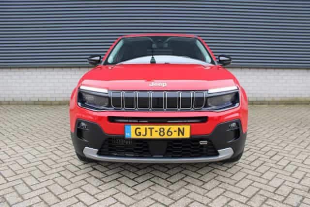 Jeep Avenger (2024) thumbnail 3
