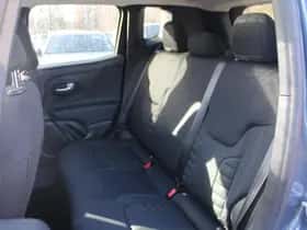 Jeep Renegade (2025) thumbnail 15