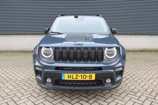 Jeep Renegade (2025) thumbnail 3
