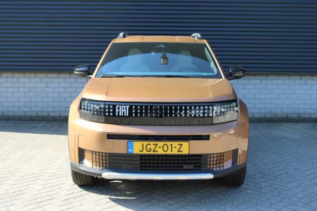 Fiat Grande Panda (2025) thumbnail 3