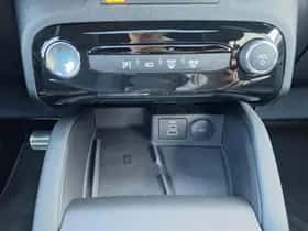 Ford Kuga (2025) thumbnail 24