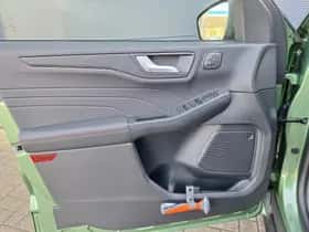 Ford Kuga (2025) thumbnail 27