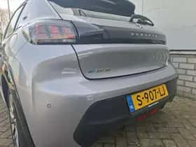 Peugeot e-208 (2023) thumbnail 13