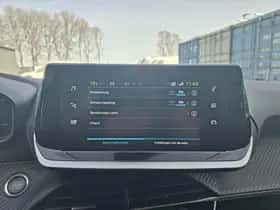 Peugeot e-208 (2023) thumbnail 31