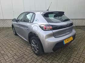 Peugeot e-208 (2023) thumbnail 5