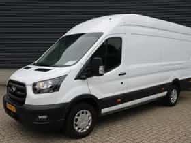 Ford Transit (2024) thumbnail 3