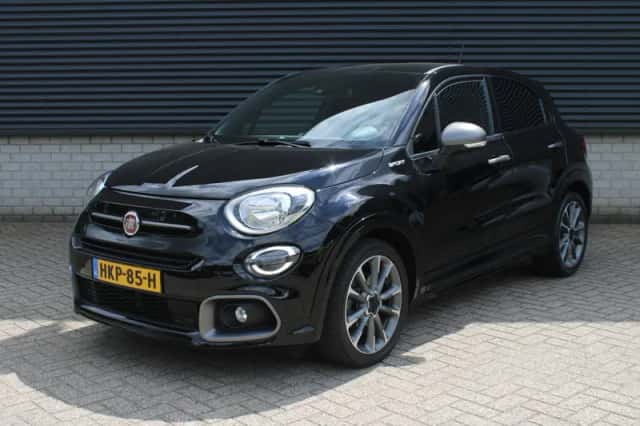 Fiat 500X (2022) thumbnail 3
