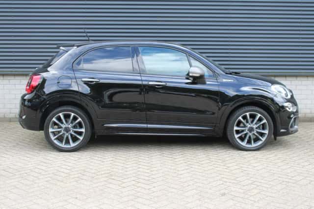 Fiat 500X (2022) thumbnail 6