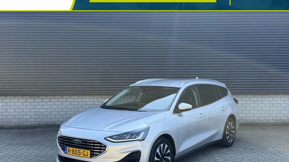Ford Focus (2022) — foto 1