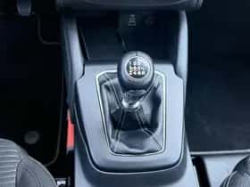 Ford Focus (2022) thumbnail 11