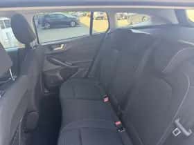 Ford Focus (2022) thumbnail 18