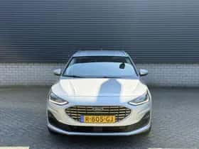 Ford Focus (2022) thumbnail 3