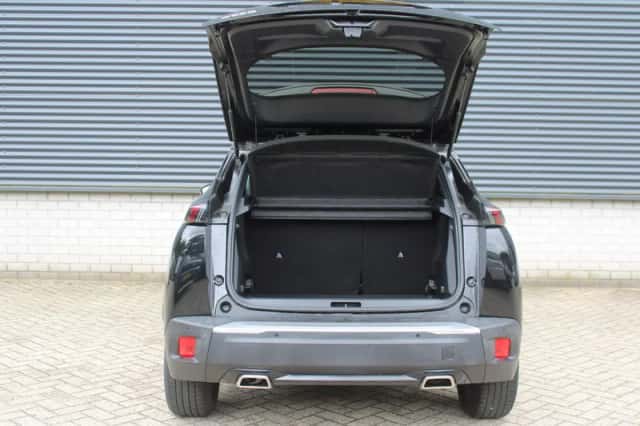 Peugeot 2008 (2020) thumbnail 6