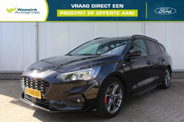 Ford Focus (2021) thumbnail 1
