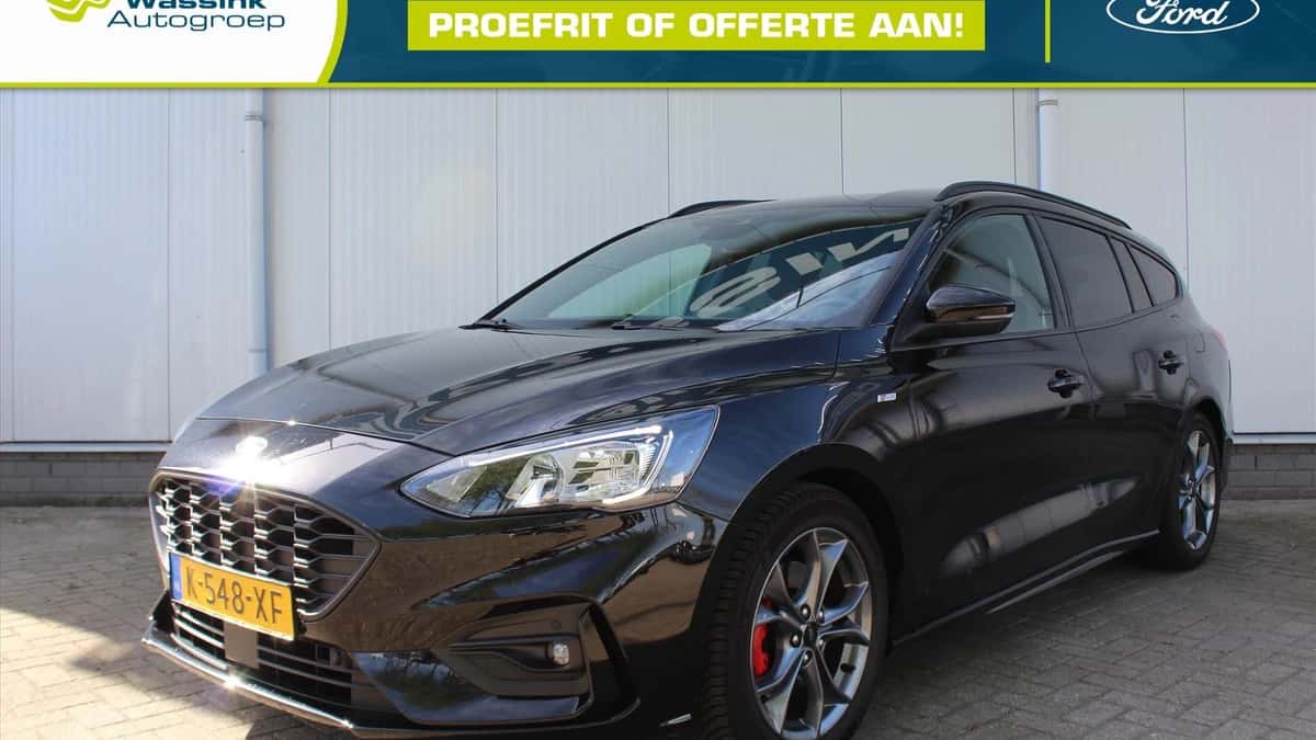 Ford Focus (2021) — foto 1