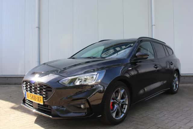 Ford Focus (2021) thumbnail 2