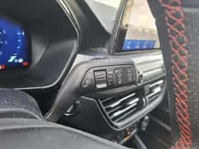 Ford Focus (2021) thumbnail 29