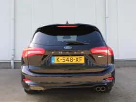 Ford Focus (2021) thumbnail 5