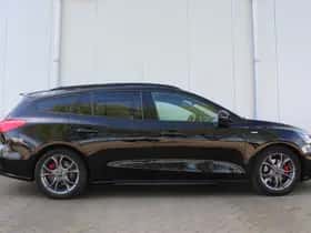 Ford Focus (2021) thumbnail 8