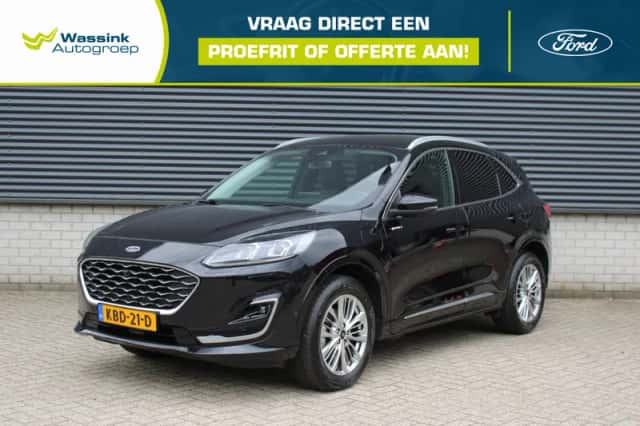 Ford Kuga (2022) thumbnail 1
