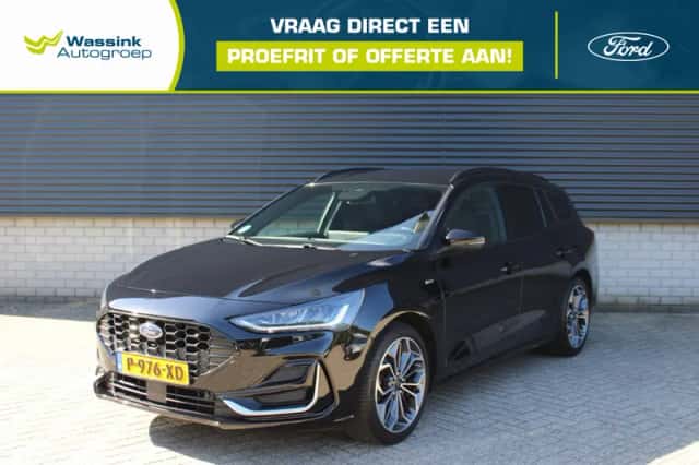 Ford Focus (2022) thumbnail 1