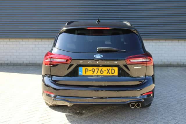 Ford Focus (2022) thumbnail 6