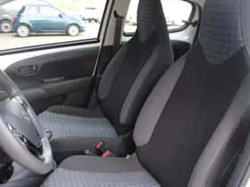 Peugeot 108 (2021) thumbnail 17