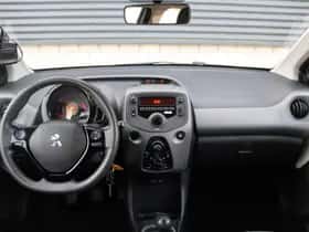 Peugeot 108 (2021) thumbnail 20