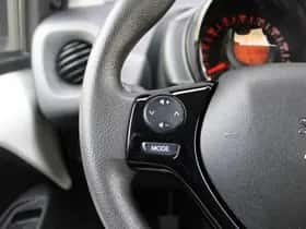 Peugeot 108 (2021) thumbnail 23