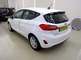 Ford Fiesta (2021) thumbnail 3