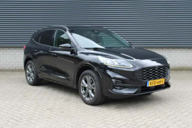 Ford Kuga (2023) thumbnail 4