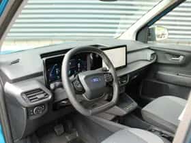 Ford Transit Courier (2026) thumbnail 4