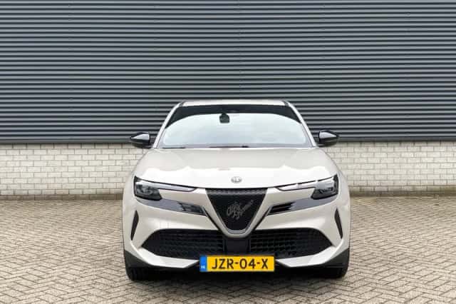 Alfa Romeo Junior (2025) thumbnail 6