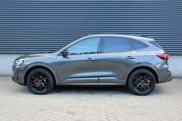 Ford Kuga (2026) thumbnail 3