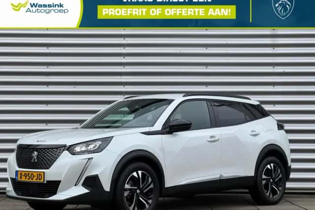 Peugeot 2008 (2023) thumbnail 1
