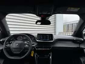 Peugeot 2008 (2023) thumbnail 7