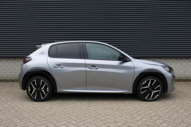Peugeot 208 (2024) thumbnail 6