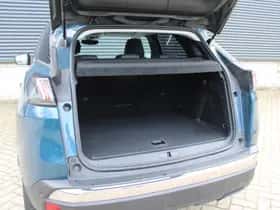 Peugeot 3008 (2022) thumbnail 23