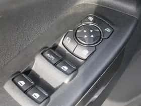 Ford EcoSport (2018) thumbnail 14