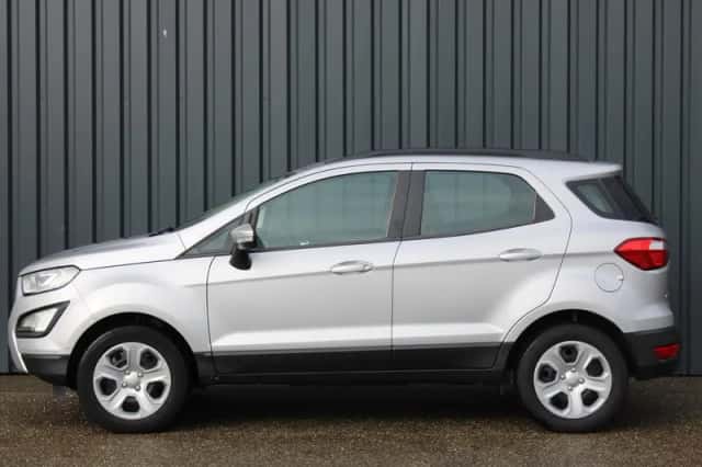 Ford EcoSport (2018) thumbnail 3