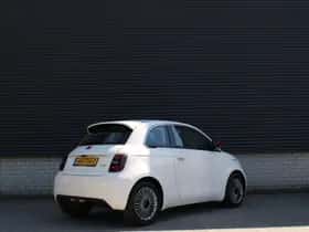 Fiat 500 (2025) thumbnail 5