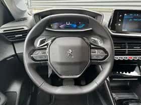 Peugeot 208 (2023) thumbnail 11