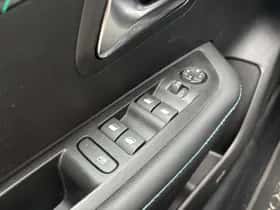 Peugeot 208 (2023) thumbnail 18