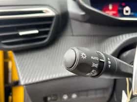 Peugeot 208 (2023) thumbnail 19