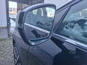 Peugeot 3008 (2022) thumbnail 30