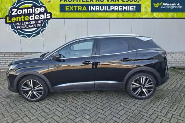 Peugeot 3008 (2022) thumbnail 4