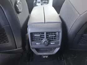 Peugeot 3008 (2022) thumbnail 33
