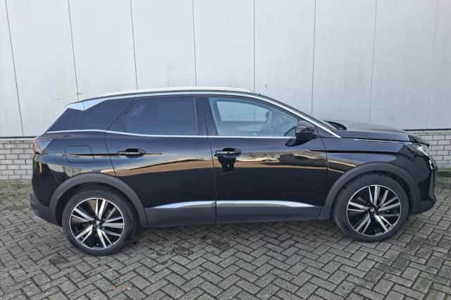 Peugeot 3008 (2022) thumbnail 5