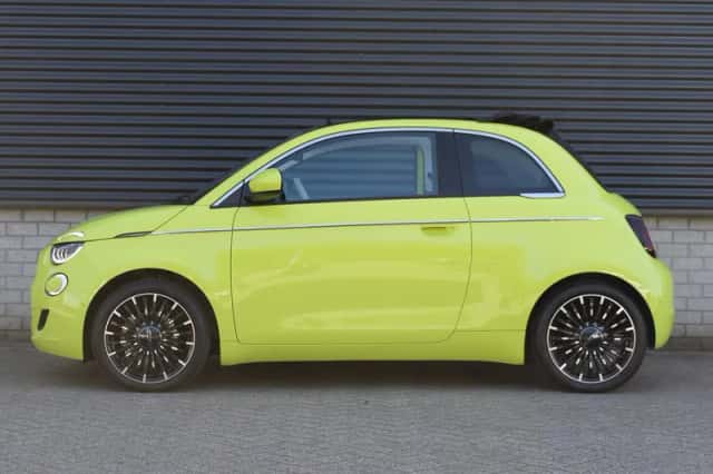 Fiat 500C (2025) thumbnail 2