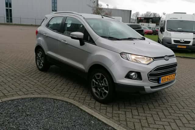 Ford EcoSport (2017) thumbnail 5